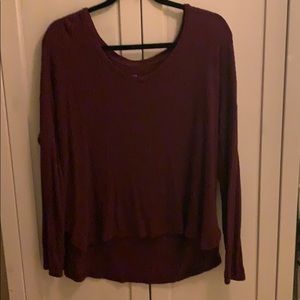Maroon ribbed sweater v-neck